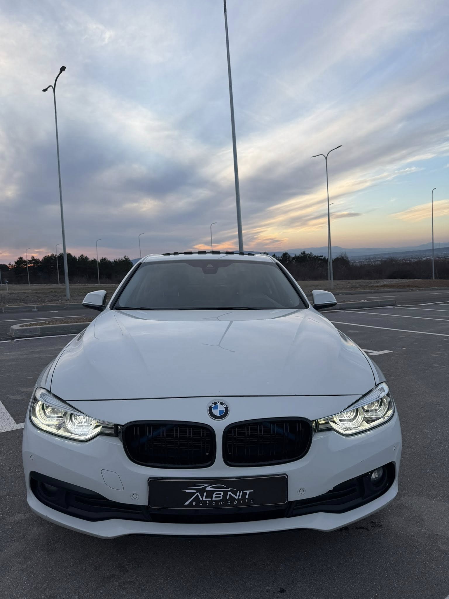 BMW 320d - Image 4